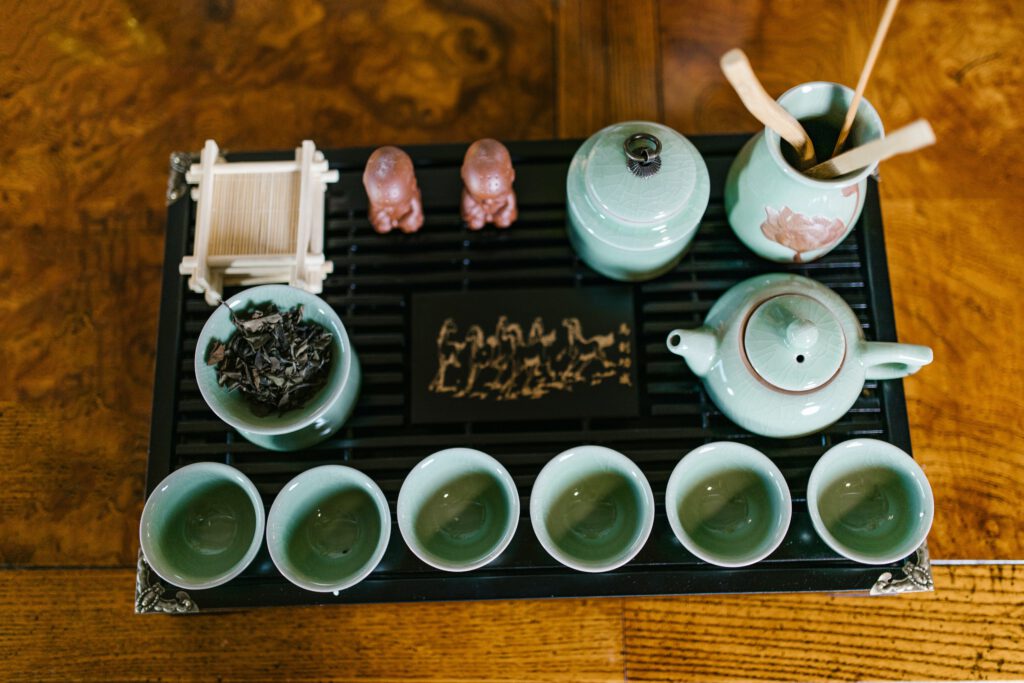 volledige groene thee set met zes kopjes
